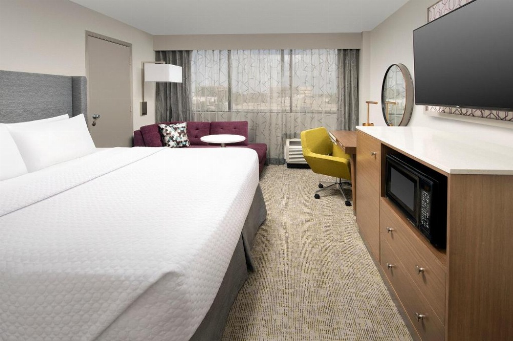 Crowne Plaza San Antonio Airport Image 27