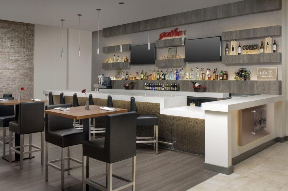 Crowne Plaza San Antonio Airport Image 36